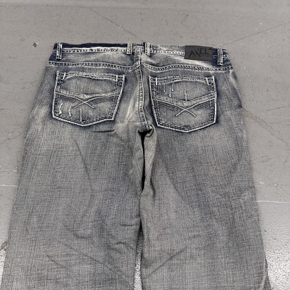 Axel Treadwell Jeans Mens 38x32 Gray Med Wash Relaxed Straight Distressed - Picture 2 of 12
